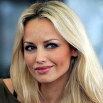 Adriana Sklenarikova (Karembeu)